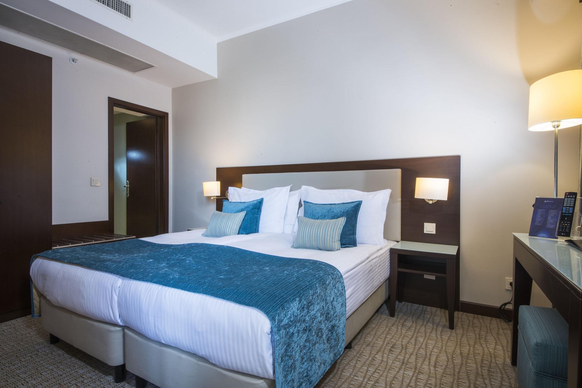 Radisson Blu מלון 4*