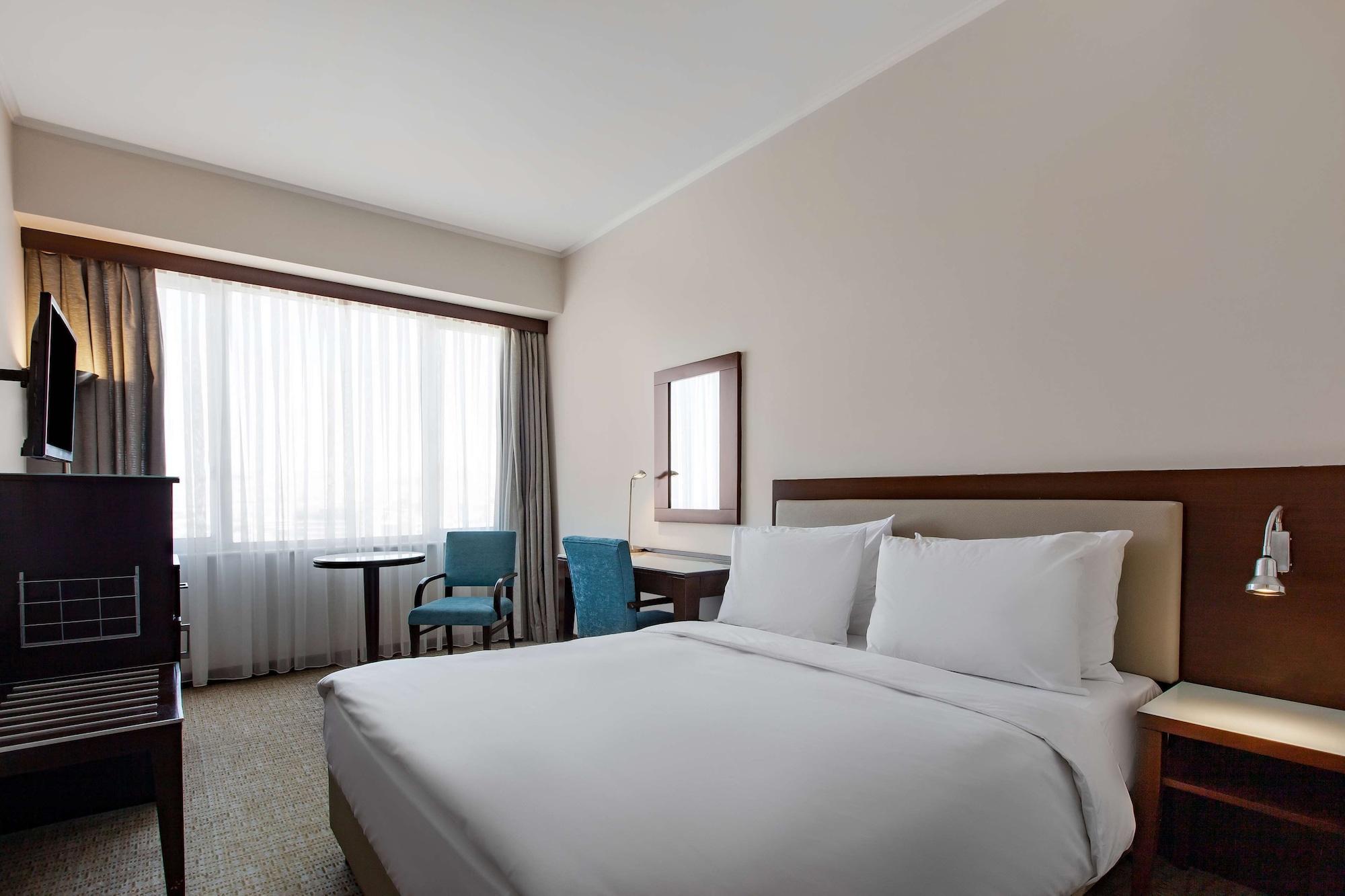 Radisson Blu מלון 4*